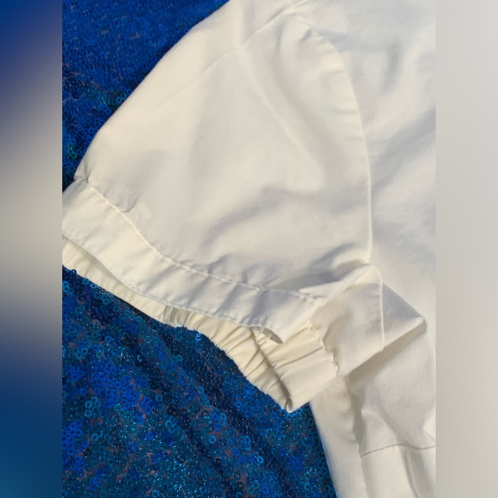 Button-Up Blouse - Picture 4 of 7
